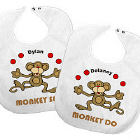 Just Monkey Around Twin Personalized Baby Bib 814288