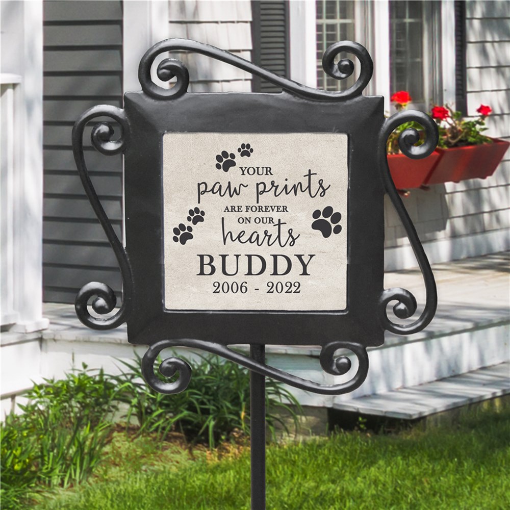 Personalized Pet Memorial Gifts | Paw Prints On My Heart Garden Gift