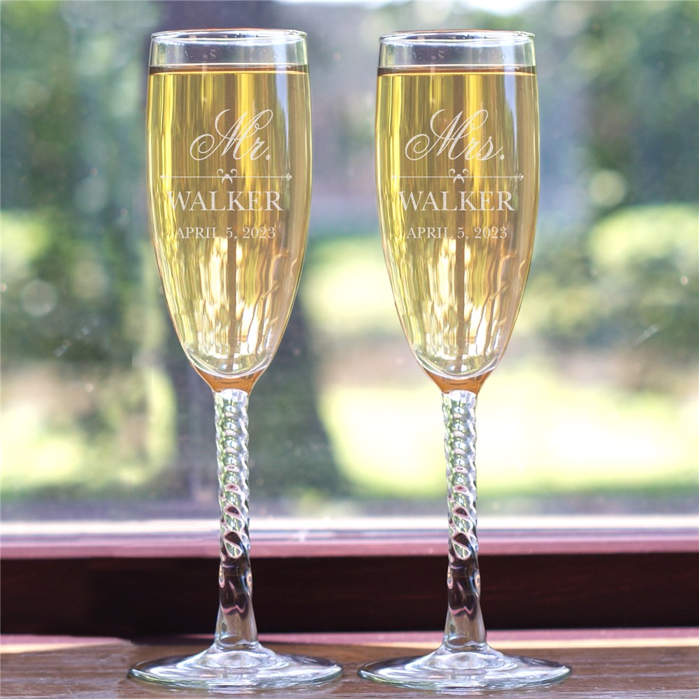 Engraved Mr and Mrs Glass Flutes | Personalized Champagne Flutes