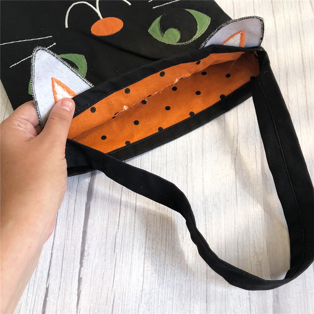 Embroidered Cat Trick or Treat Bag E11886553