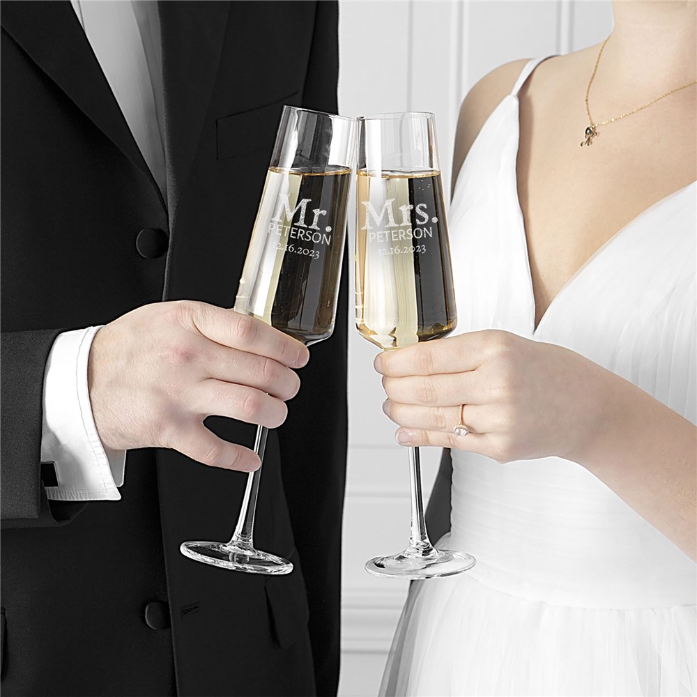 Engraved Mr. and Mrs. Toasting Champagne Estate Glasses Set