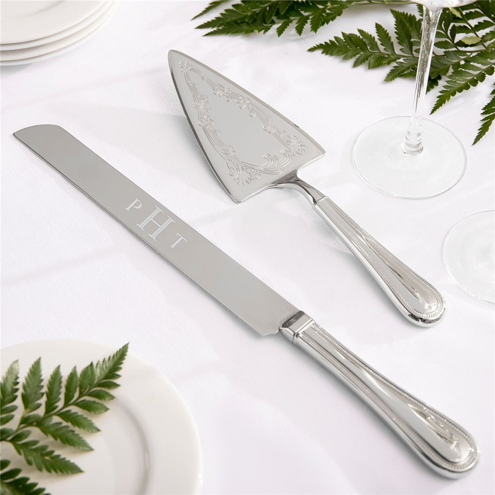 Engraved Wedding Cake Serving Set with Monogram and Date