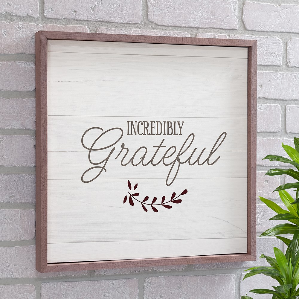 Incredibly Grateful Non Personalized Wall Decor | Wood Pallet Signs