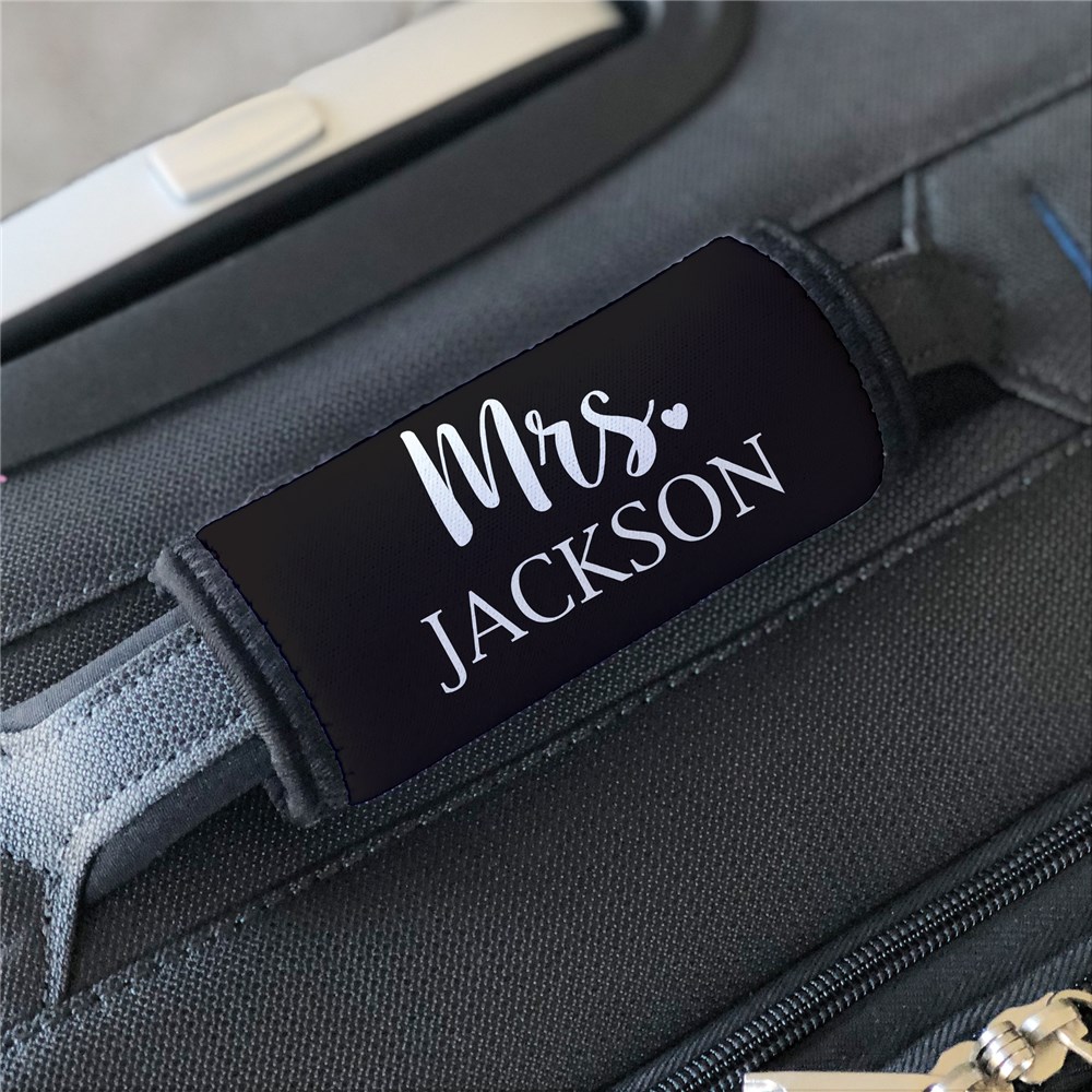 Personalized Couple Luggage Grabber | Mr. and Mrs. Wedding Gifts