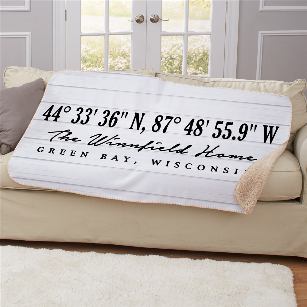Personalized Blankets | White Wood Pallet Design Sherpa Blankets